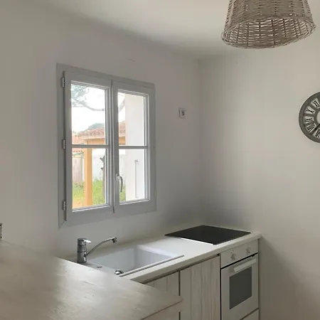 Spacious House Close To The Feriehus La Couarde-sur-Mer