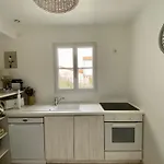 Spacious House Close To The With Terrace La Couarde-sur-Mer